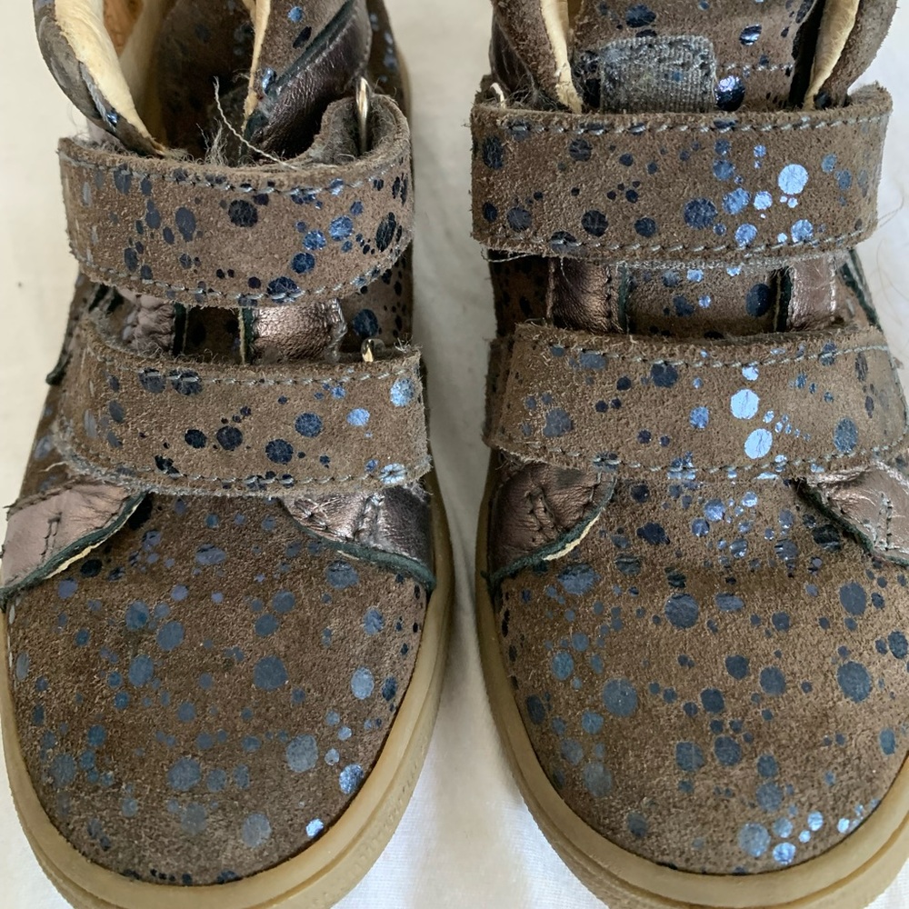 French shoe brand GBB high top leather sneakers.